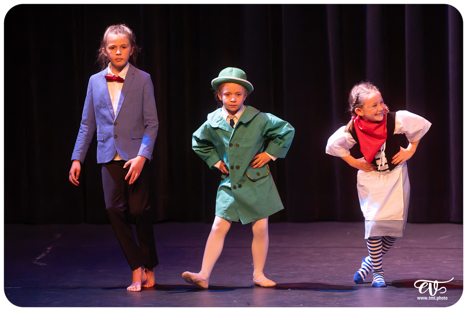 ECOLE DE DANSE CÉCILE ADAMOW